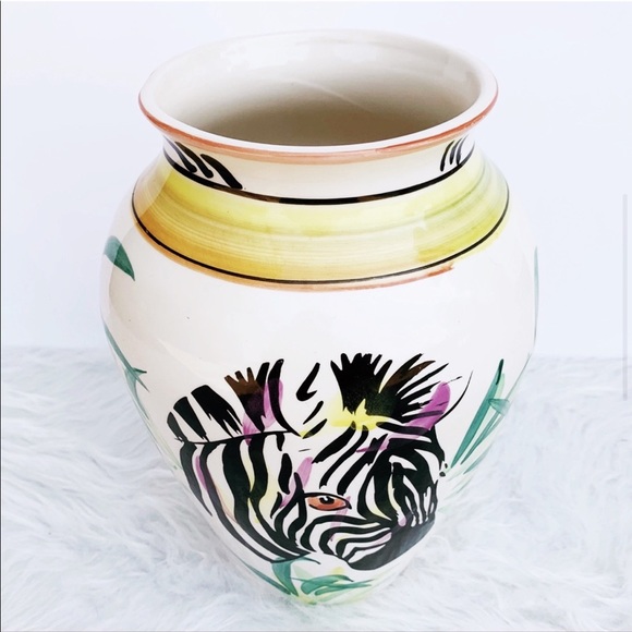 BOHO Safari Jungalow Justina Blakeney Zebra Vase - Picture 5 of 10